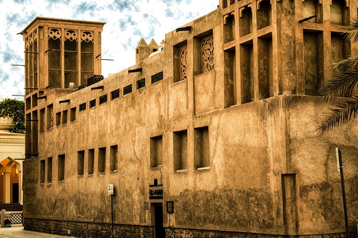 Scopri cosa fare ad Al Fahidi: tour, attività ed esperienze autentiche selezionate per te da VIVI CITY