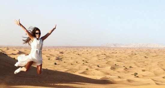 Agosto a Dubai: il viaggio di Alessia tra deserto e piste da sci