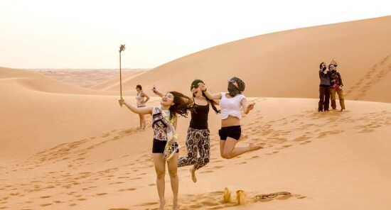 Descubre el desierto que circunda Dubái: excursiones, safaris y tours en la reserva