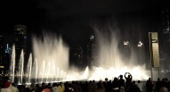 Spettacolo delle fontane dubai foto di Riaz Kanani via flickr