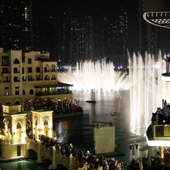 Le fontane danzanti di Dubai: Lo spettacolo d'acqua, musica e luci più grande al mondo