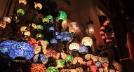 Souk lanterne foto di Emmanuel Eragne via flickr
