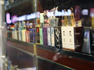 Suk Profumi Dubai foto di Andrew Iles via flickr