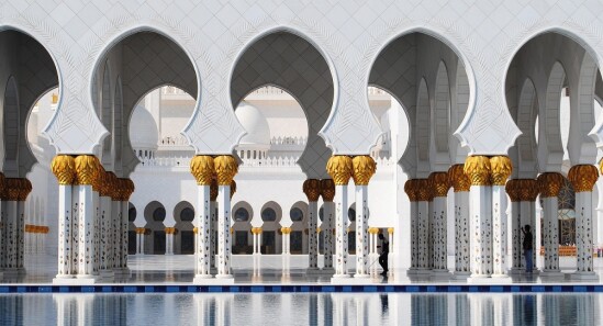 Una giornata ad Abu Dhabi: Tour e attrazioni da non perdere