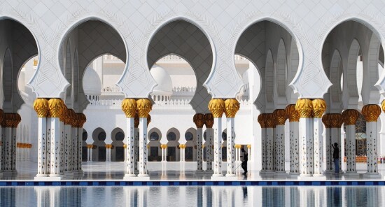 Una giornata ad Abu Dhabi: Tour e attrazioni da non perdere