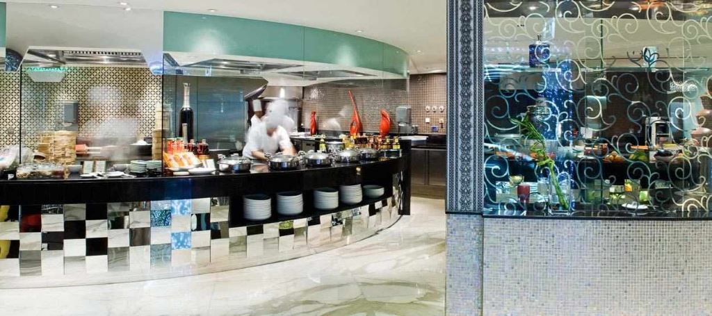 Burj Al Arab, la vela di Dubai - Hotel e ristoranti | VIVI ...